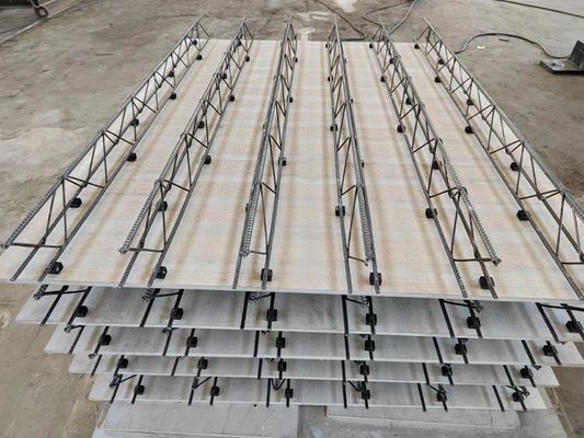 Free bottom die steeltruss floor slab,