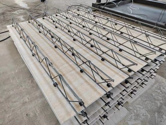 Free bottom die steeltruss floor slab,
