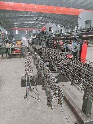 Free bottom die steeltruss floor slab,